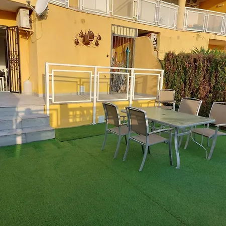 Bajo Datiler Locdenia Lägenhet Denia